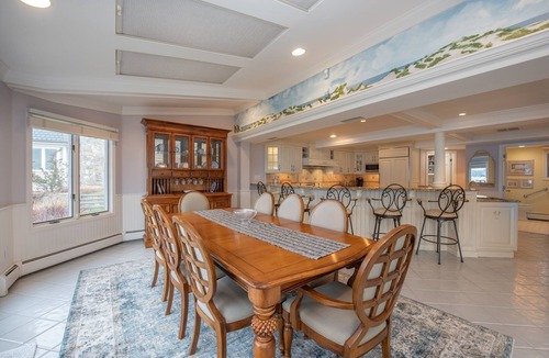 Bonnet Shores House | Oceanfront House in Narragansett