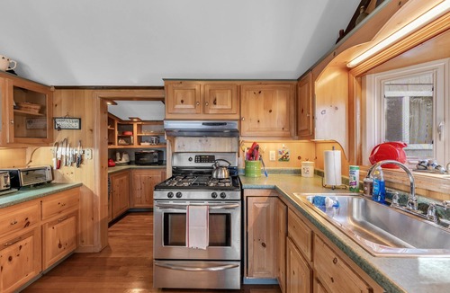 Steuben House | Oceanfront Island Cottage Close To Acadia