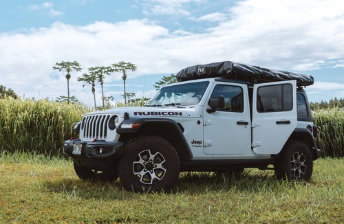 Anahola House | Oceanfront Jeep Rubicon 2021 Glamping