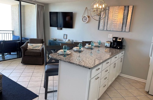 Myrtle Beach Condo | OCEANFRONT-King Bed-Comfortable-Home-Kitchen-Beach-Million Dollar View-WiFi