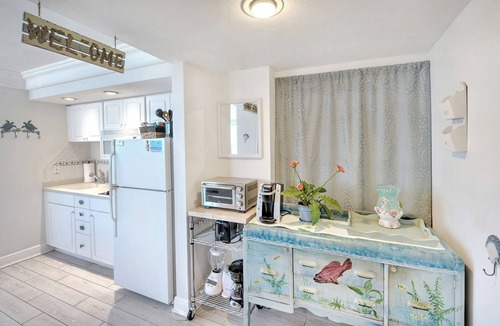 Ortona Park Condo | Oceanfront King Studio | Largest Balcony | Beach