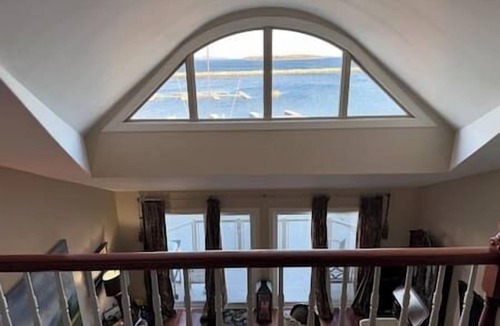 Western Shore House | Oceanfront Luxury Magical Views Sunset and Sunrise