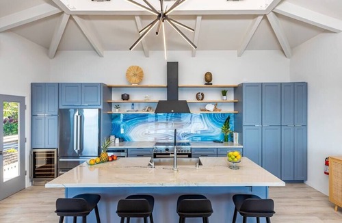 Kahaluu Bay House | Oceanfront Luxury Home with Beach Access and Private Pool - 5 bed/5 bath