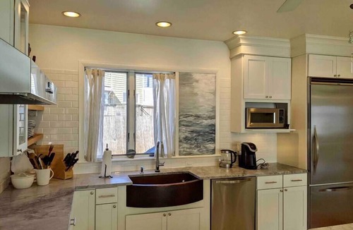 Prides Crossing House | Oceanfront Luxury Near Boston 4 Ensuite Bedrooms Walk to Beach & Dining