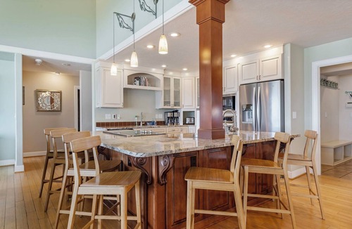 Roads End House | OCEANFRONT Luxury Roads End 4000sft home w/Hot tub! Dog friendly, amazing views!