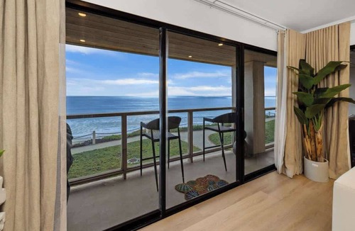 Solana Beach Condo | Oceanfront Luxury Living | Direct Beach Access