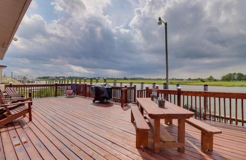 Milford House | Oceanfront Milford Home w/View & Boat Access