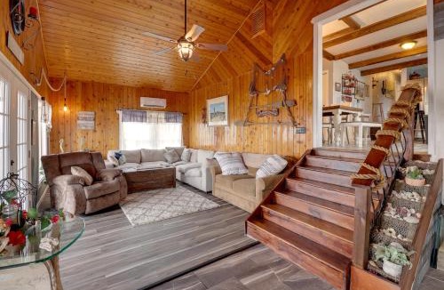 Milford House | Oceanfront Milford Home w/View & Boat Access