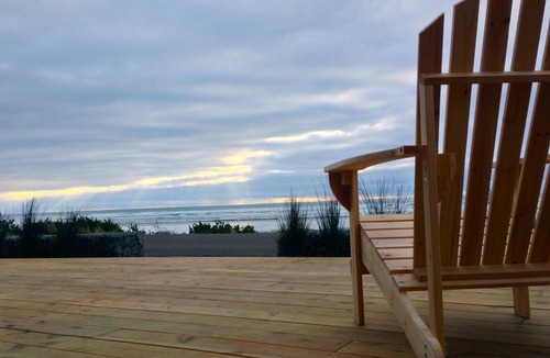 Manzanita Cabin | Oceanfront Modern Cabin