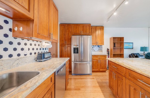 Ualapue Condo | Oceanfront Moloka‘i Retreat | Wavecrest 2nd Floor