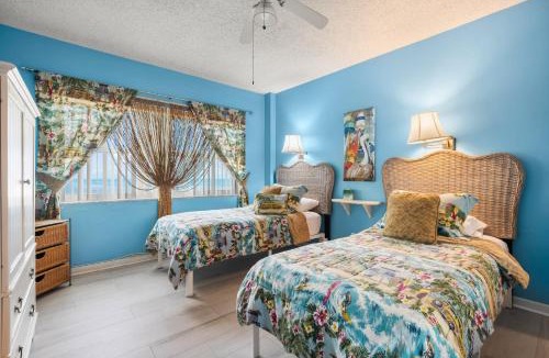 South Patrick Shores Apartment | Oceanfront Oasis - 2BR2BA direct oceanfront!
