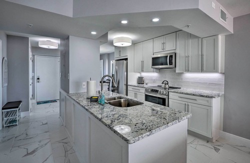 Seawinds Condo Condo | Oceanfront Ormond Beach Condo - Steps to Shore!