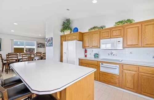 Rockaway Beach House | Oceanfront, Panoramic Views, Firepit, Dog Kennel, Outdoor Oasis