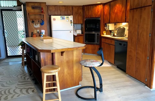 Maili Condo | Oceanfront Penthouse on Maili Beach