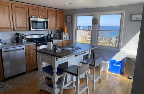 Plymouth House | Oceanfront Plymouth Escape!