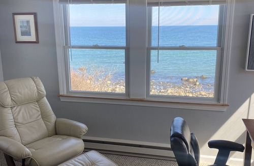 Plymouth House | Oceanfront Plymouth Escape!