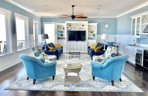 Inlet Harbour House | Oceanfront, Pool, Hot Tub, Elevator-May 2-9 Open!