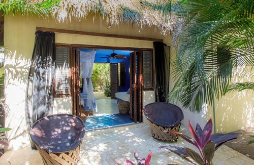 Barra de Colotepec Villa | Oceanfront Private Villa