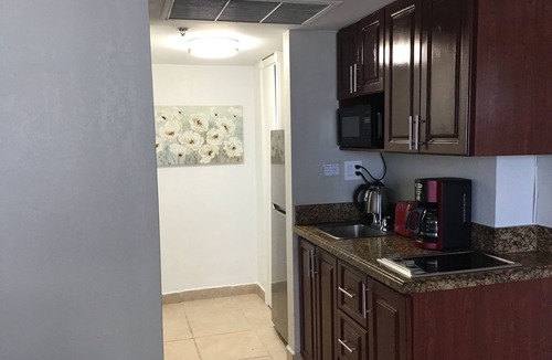 Sunny Isles Beach Condo | Oceanfront renovated condo on the beach - amazing ocean view