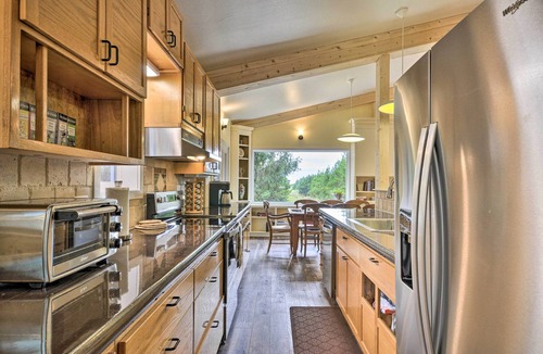 Long Beach House | Oceanfront Retreat w/Private Long Beach Access!