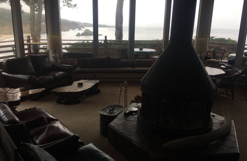 Anchor Bay Apartment | Oceanfront Room with Direct Beach Access CYG