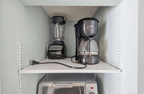 Crescent Beach Condo | Oceanfront Suite Private Balcony Top Location