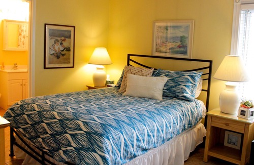 Old Orchard Beach Condo | Oceanfront Seawatch Condo unit 402