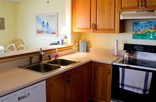 Old Orchard Beach Condo | Oceanfront Seawatch Condo unit 402