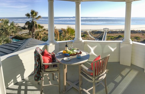 Isle of Palms House | Oceanfront/Sleeps 18/Lady Poseidon/Elevator/Pool & Heatable Spa