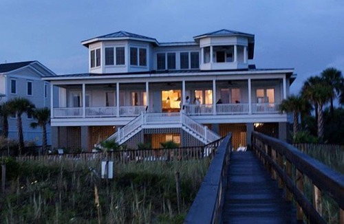 Isle of Palms House | Oceanfront/Sleeps 18/Lady Poseidon/Elevator/Pool & Heatable Spa