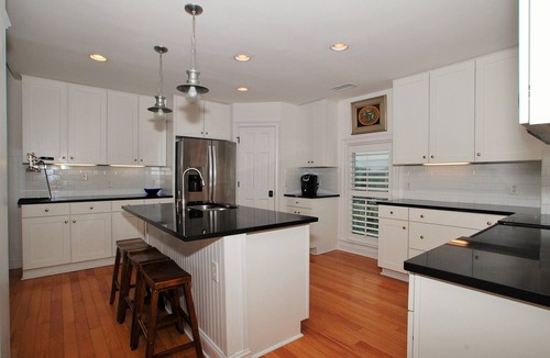 Isle of Palms House | OCEANFRONT/Sleeps 14/OCEAN ESCAPE/HEATABLE POOL/ELEVATOR