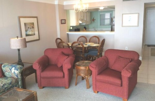 Arcadian Shores Condo | Oceanfront Spacious View the Sunrise Family Friendly & Quiet Building