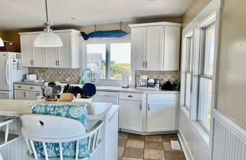 South Beach House | Oceanfront/Spectacular Views/"OCEAN BEACH "