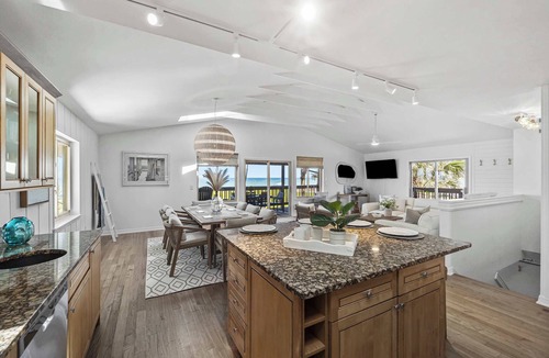 Marineland Acres House | Oceanfront, Steps to Sand, Deck & Pets Welcome!