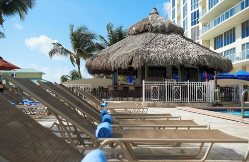 Sunny Isles Beach Resort | Oceanfront Suite at Resort