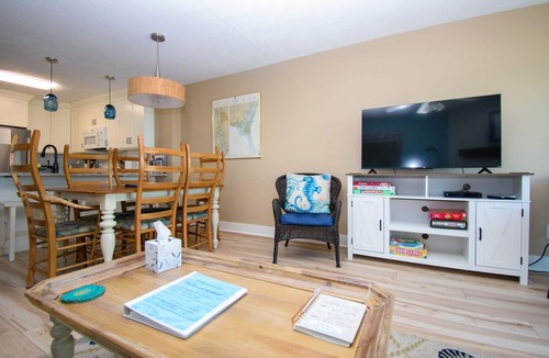 Kure Beach Condo | Oceanfront top floor condo in Ocean Dunes. Indoor and outdoor pools