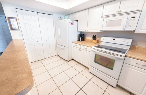 Indian Harbour Beach Condo | Oceanfront 2BR Condo 2nd Floor Balcony Unit 202