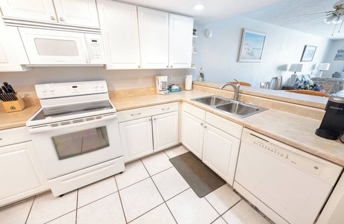 Indian Harbour Beach Condo | Oceanfront 2BR Condo 2nd Floor Balcony Unit 202