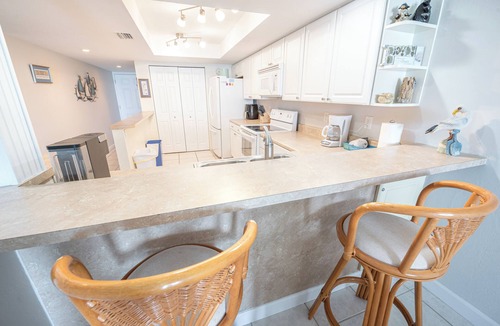Indian Harbour Beach Condo | Oceanfront 2BR Condo 2nd Floor Balcony Unit 202