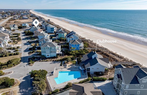 Village of Stump Sound House | Oceanfront home w/Backyard Beach Access!