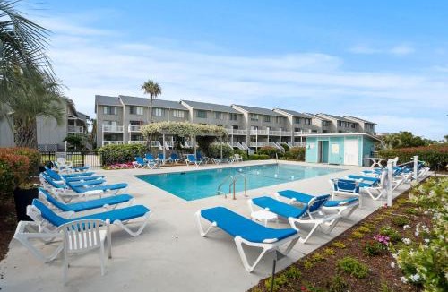 Oceanmarsh Subdivision Apartment | Oceanfront St Helena Island Condo with Beach Access!