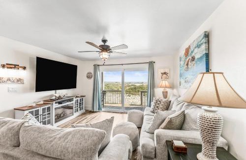Oceanmarsh Subdivision Apartment | Oceanfront St Helena Island Condo with Beach Access!