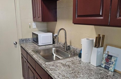 Keaukaha Condo | Oceanfront Views Balcony + Top Hilo Location