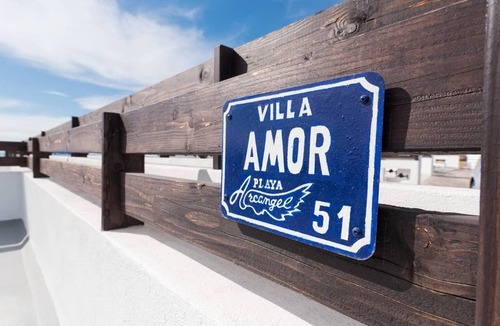 La Paloma Villa | Oceanfront Villa Amor