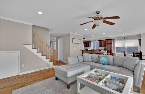 Keansburg Villa | Oceanfront Villa Panoramic NYC Views +Luxury Home