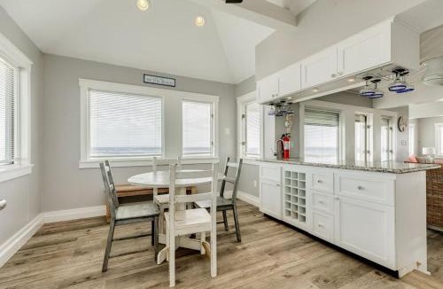 Spanish Grant House | Oceanfront Vista