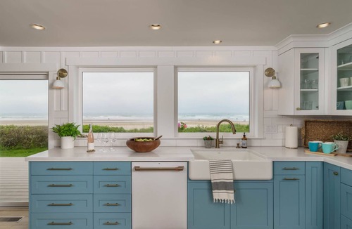 Tolovana Park House | Oceanfront w/Direct Beach Access Game Room Views | Driftaway by AvantStay