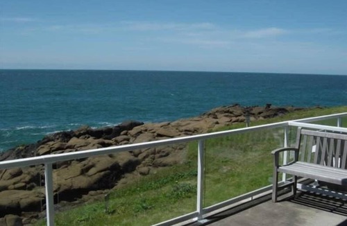 Depoe Bay Condo | Oceanfront, Whale Watching, Pool - Whalers View