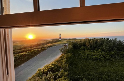 Siasconset House | Oceanfront with Sunrise & Sunset