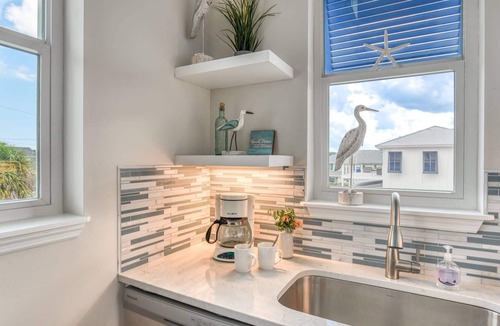 St. Augustine Beach Apartment | Oceans 13 Condo C